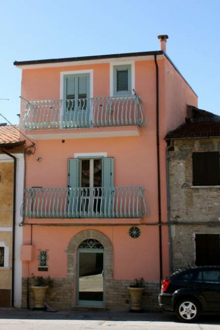 OLD BUILDING 1800 HOUSE FOR SALE IN THE CENTRE OF ITALY CLOSE FROM ROME AND SKI RESORT