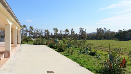 Villa Baratz - Large, modern villa nr Alghero, Sardinia. 4 bed; 3 bath; stunning location; 4 hectare