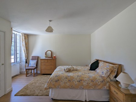Manor House Nestled in 8 Hectares