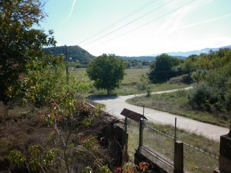 Old country house with garden, nice views and quiet location just 100 meters away from river