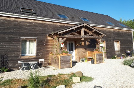 Turnkey House with Guest House in Rural Setting
