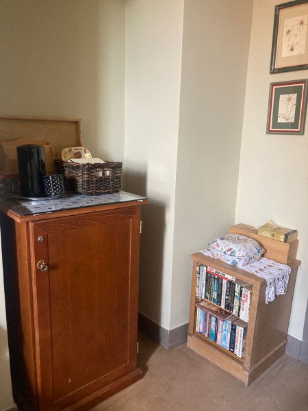 Magnificent Chateau with Parkland Landscaped Grounds