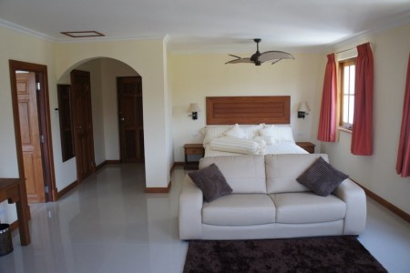 Unique 10 Bedroom property on golf course also ideal as a Boutique Hotel.