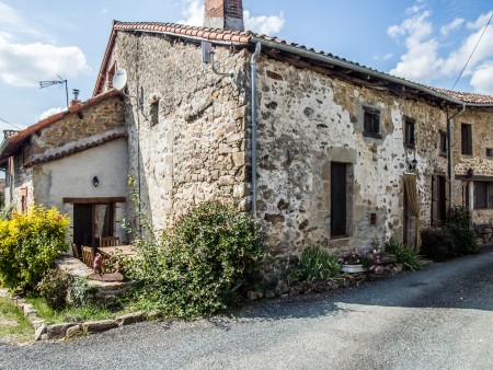 Renovated farmhouse - B&B and Gite