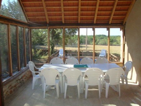 Character farmhouse and converted barn close to the Lot Valley