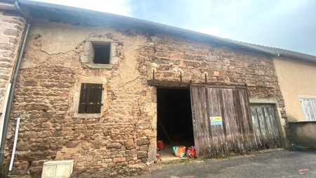 Stone barn Project With Land in the Heart of Burgundy