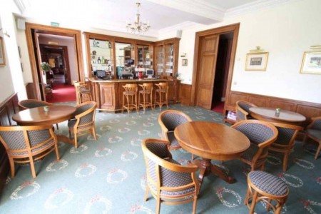 Magnificent Chateau with Parkland Landscaped Grounds