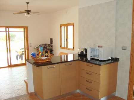 Villa Baratz - Large, modern villa nr Alghero, Sardinia. 4 bed; 3 bath; stunning location; 4 hectare