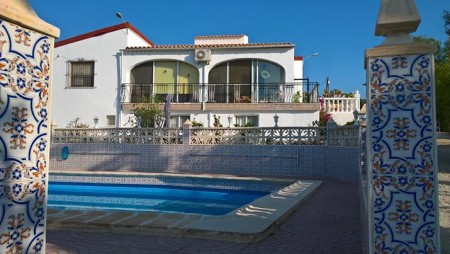 Beautiful Villa with fantastic view and sep. Apartement