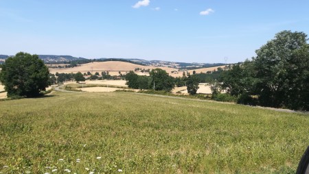 Completely restored former farm in the beuatiful and peacefull coutryside of the Allier near Vichy