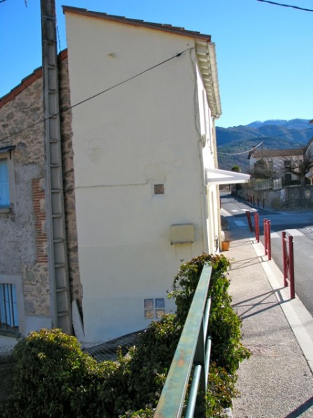 Lovely small house  for sale in the heart of the Pyrenees.