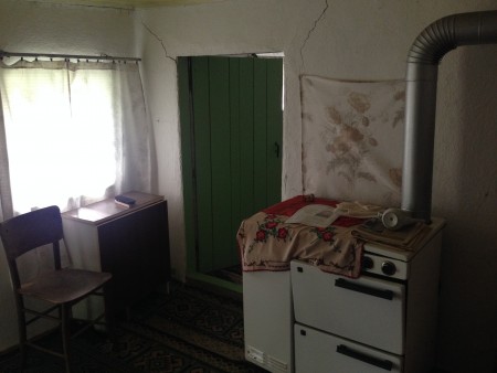 Cheap property house with 1420 sq.m. land Dobrich area Bulgaria