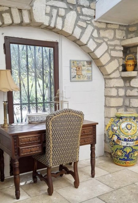Stunning Hilltop Villa with Pool and Guest Gite