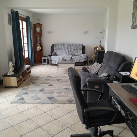Delightful Detached Bungalow with Lovely Garden