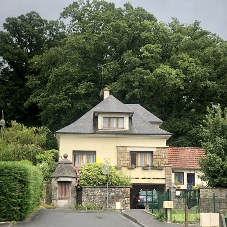 Home with Guest Gite Income in Tranquil Village