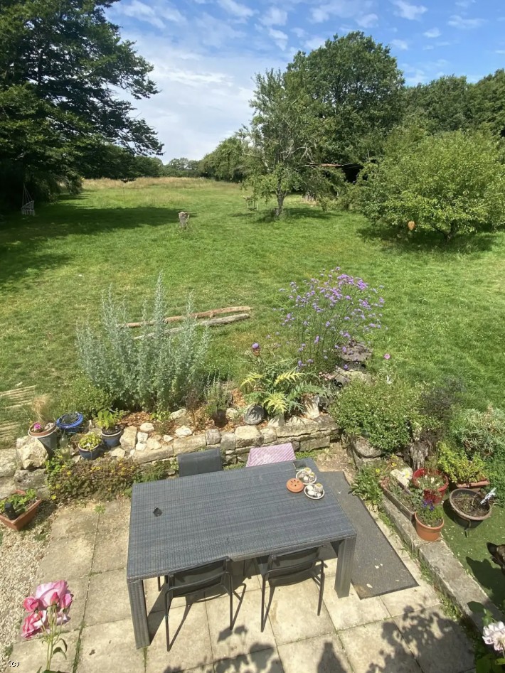 Countryside Longere with Outbuildings