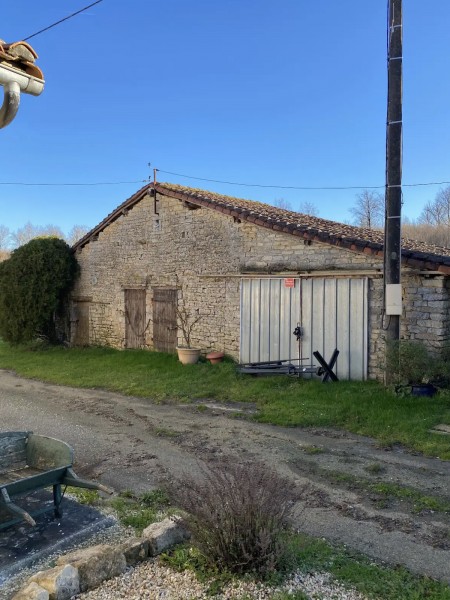 Countryside Longere with Outbuildings