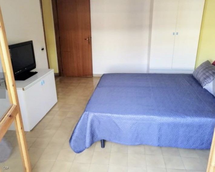 One Bedroom Apartment Close to the Beach