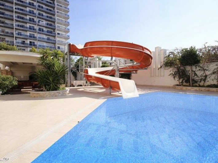 Luxurious Two Bedroom Apartment