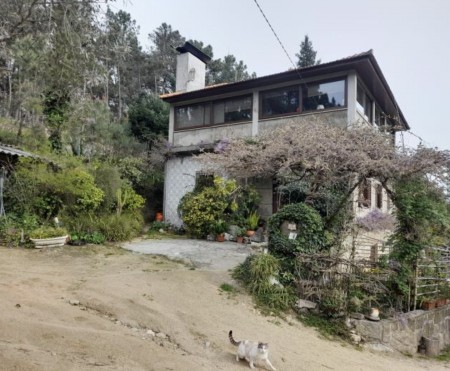 Farmhouse with Panoramic Views