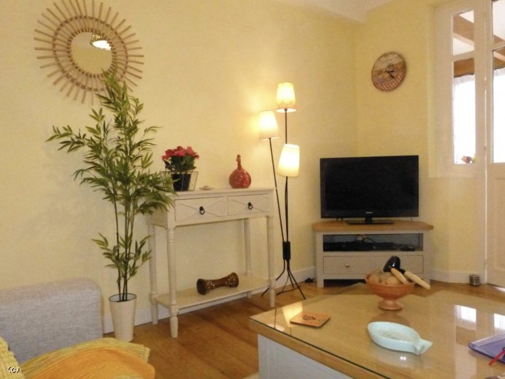 Four Holiday Rentals in Great Location