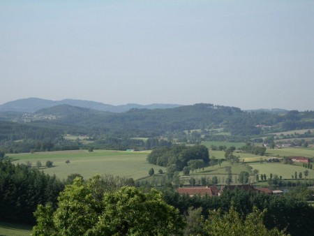 Stone barn Project With Land in the Heart of Burgundy